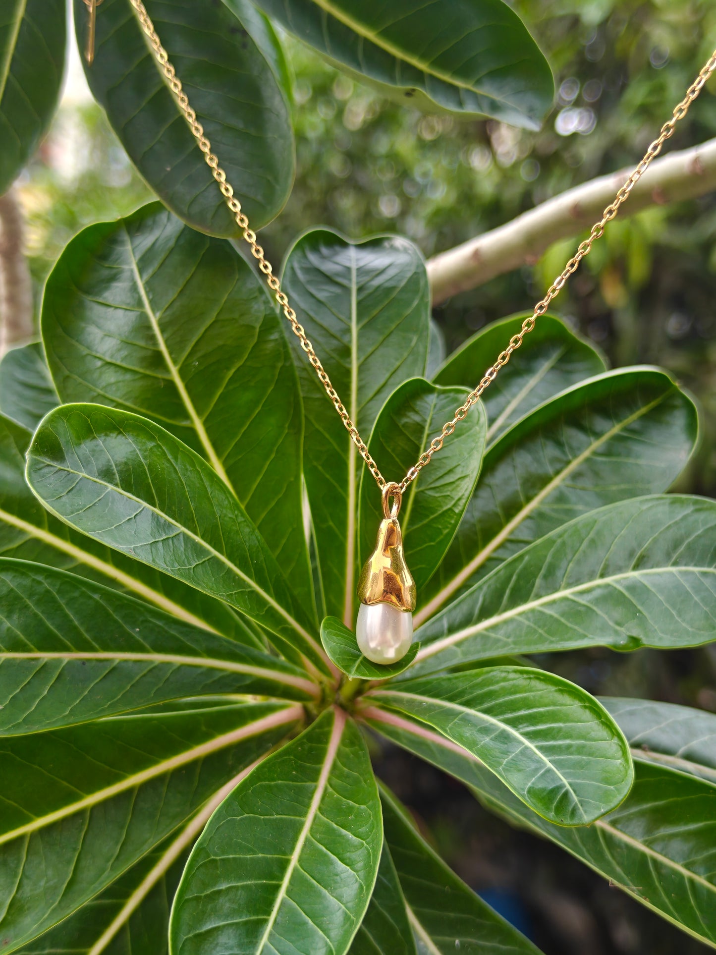 Elixir Pearl Necklace