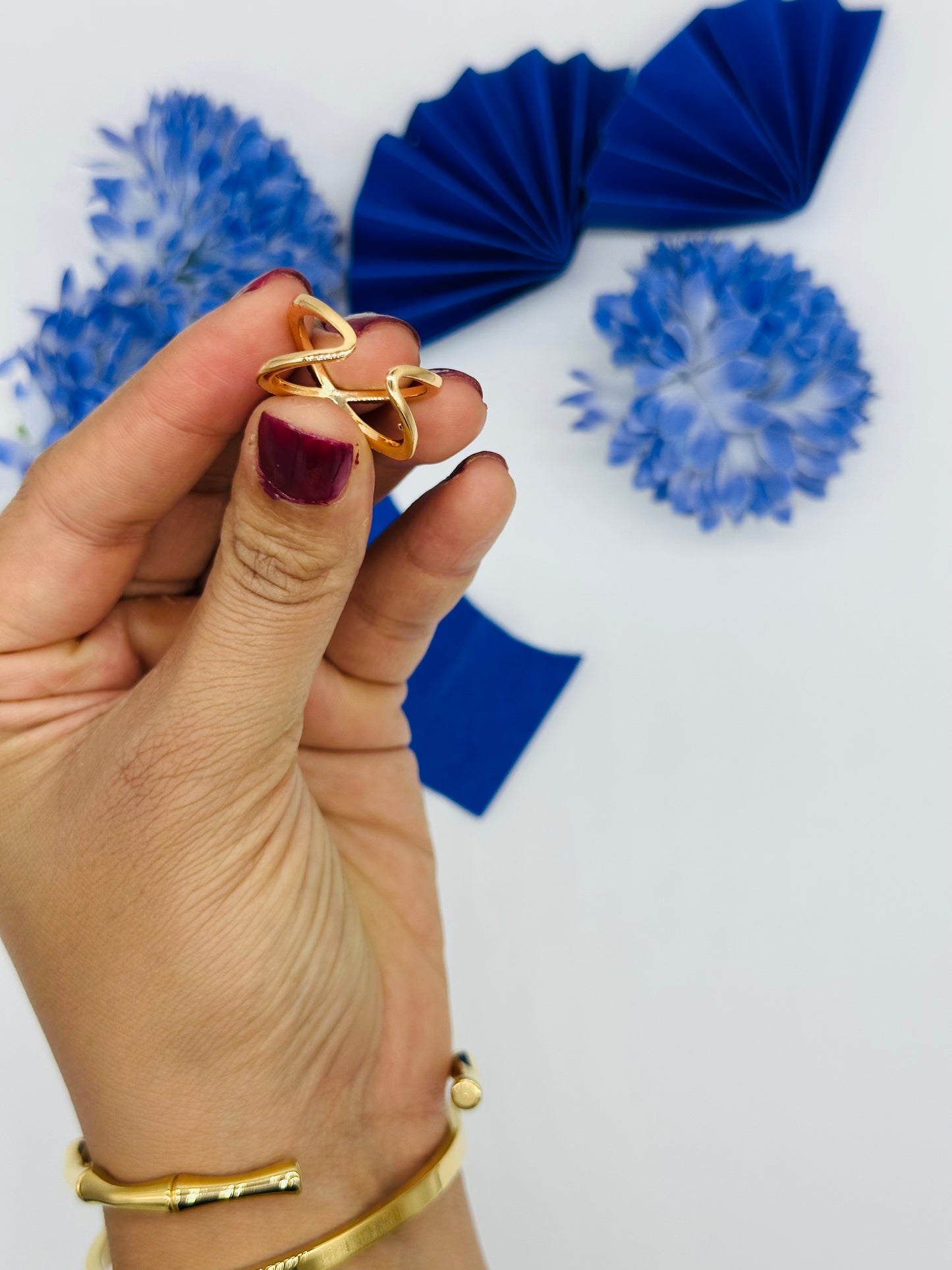 Criss-Cross Sparkle Ring