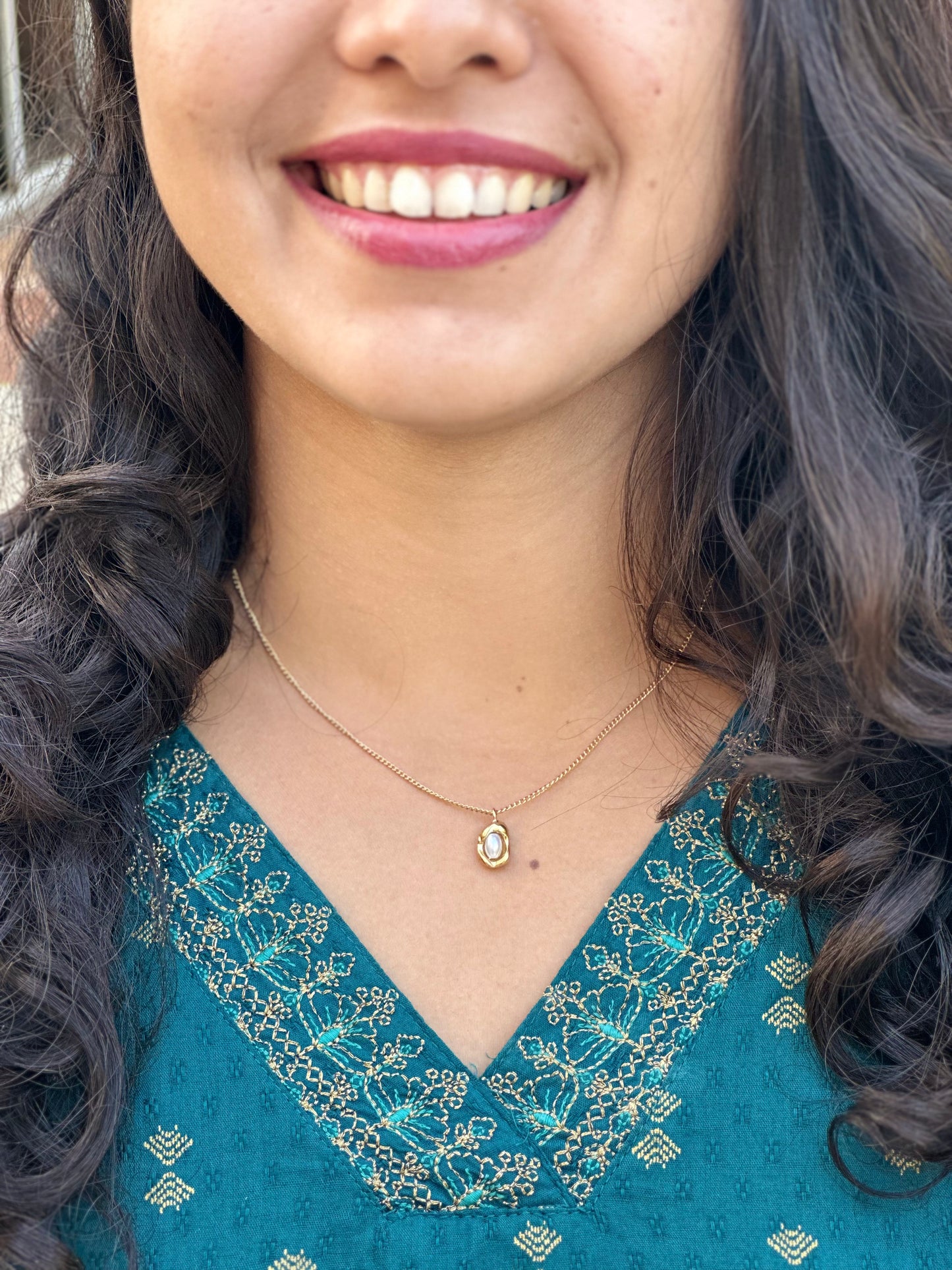 Pearl Essence Necklace