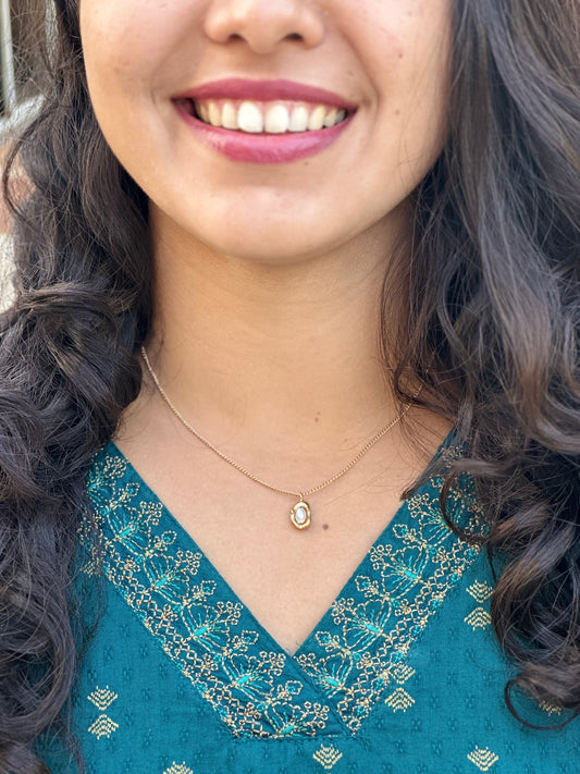 Pearl Essence Necklace