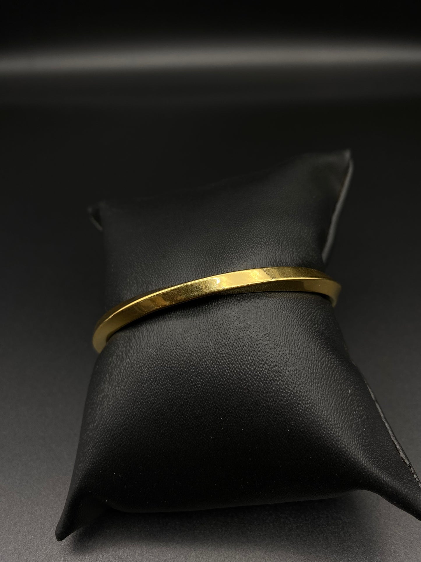 Serpentine Gold Twisted Bracelet